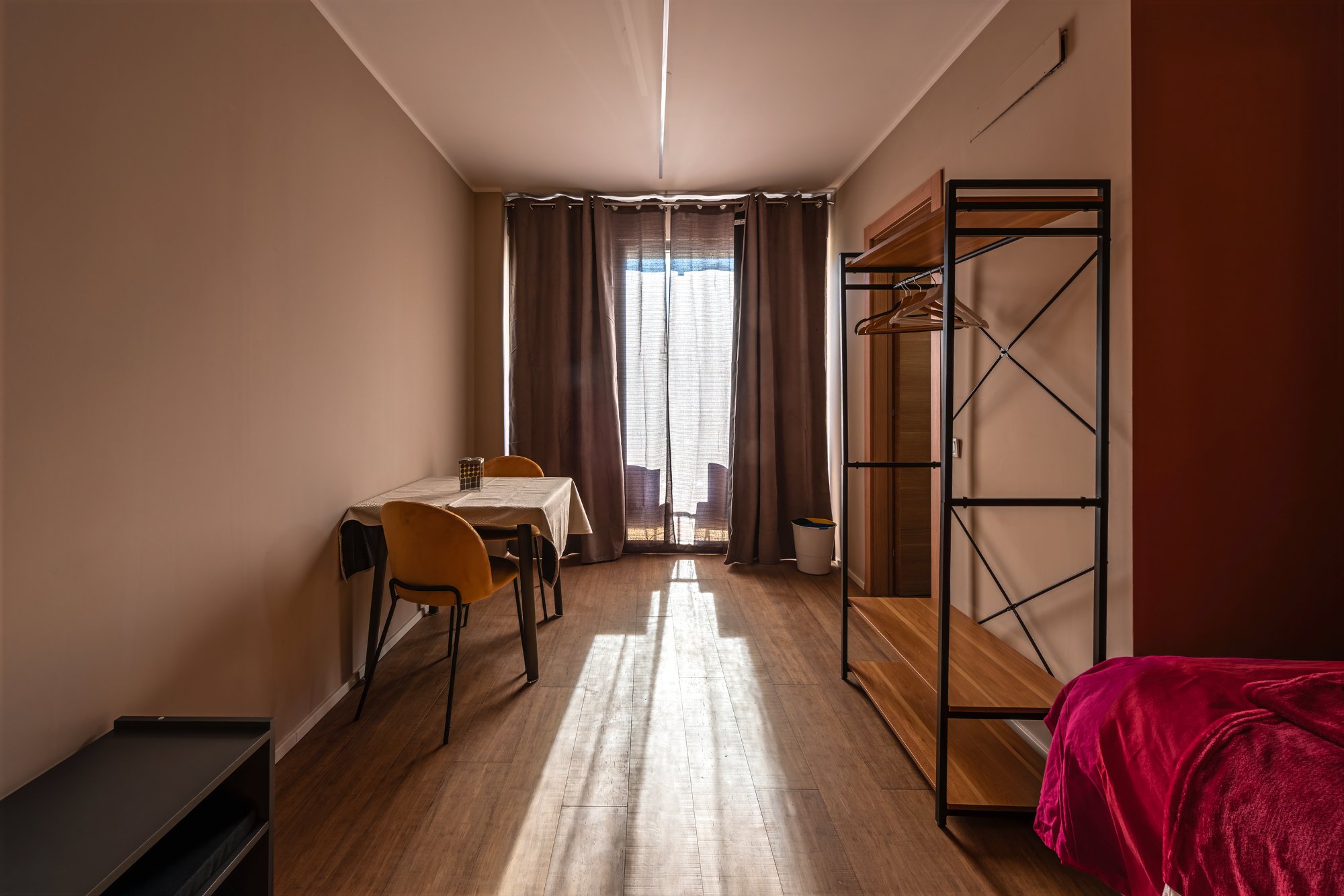Dettaglio lampada vintage — atmosfera del B&B